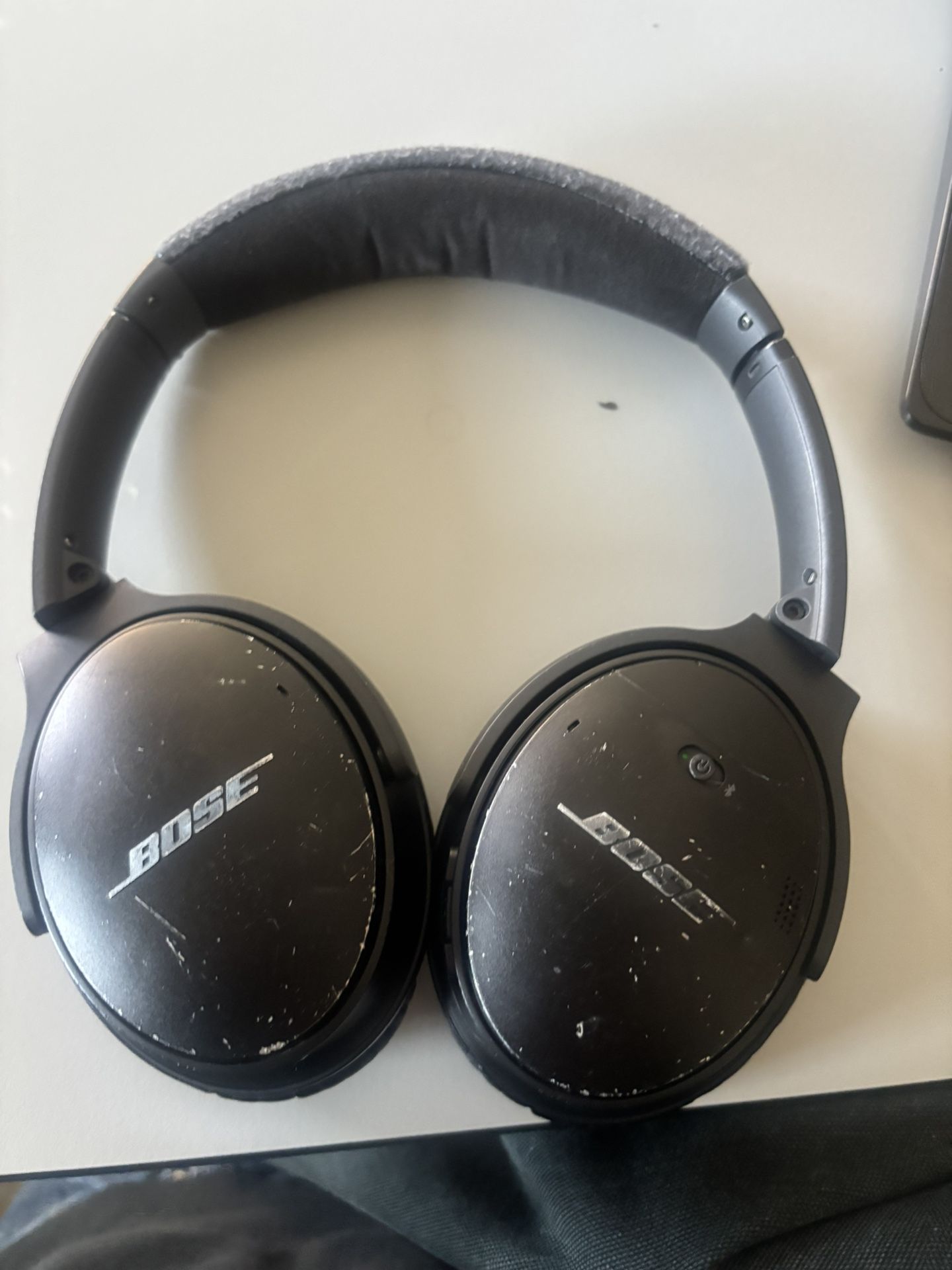 Worn Bose Quiet Comfort 35