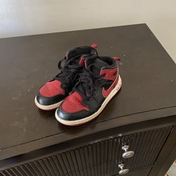 Toddler Jordan 1