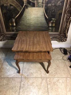 Vintage antique reproduction Queen Anne French traditional lamp table