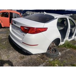 Partes For Kia Kia Otima Y Mas De 200 Cars De Artes 