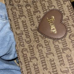 Juicy Couture wristlet