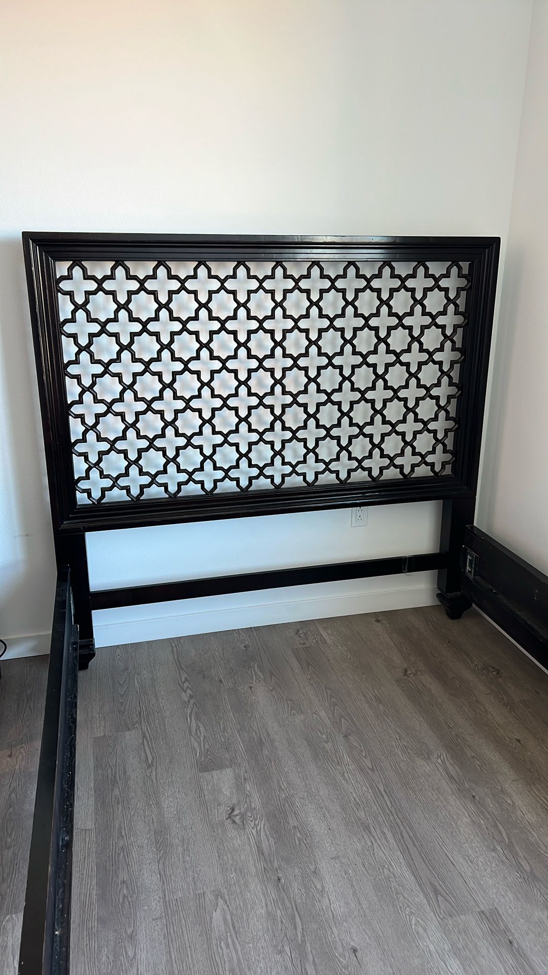 Queen Bed Frame 
