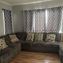 Couch Good Condition 