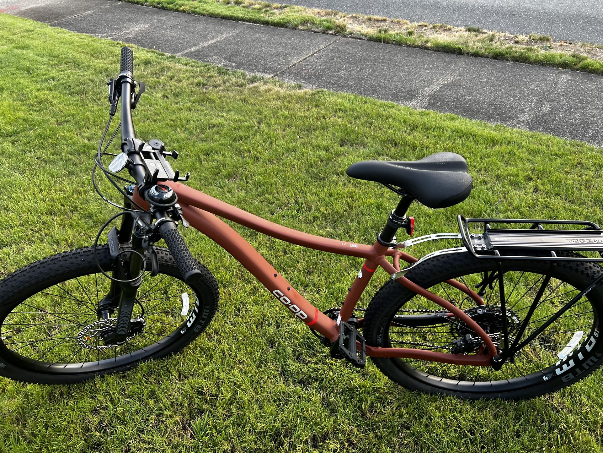 REI co-op DRT 2.2 Mountain Bike