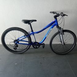 BICYCLE SPECIALIZED 7 SPEED BRAND NEW 