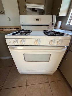 Free GE white stove range oven delivery