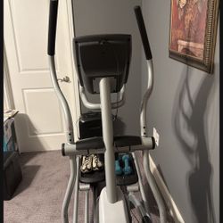 Elliptical Exercise Machine 