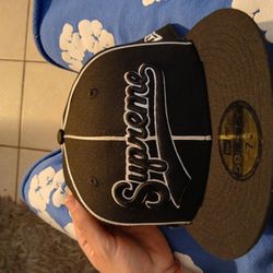 Supreme Hat