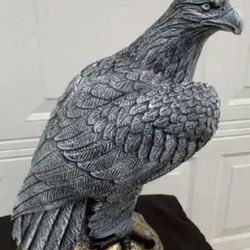 Large Eagle Statue