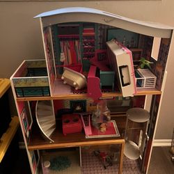 Play Kitchen And Doll House