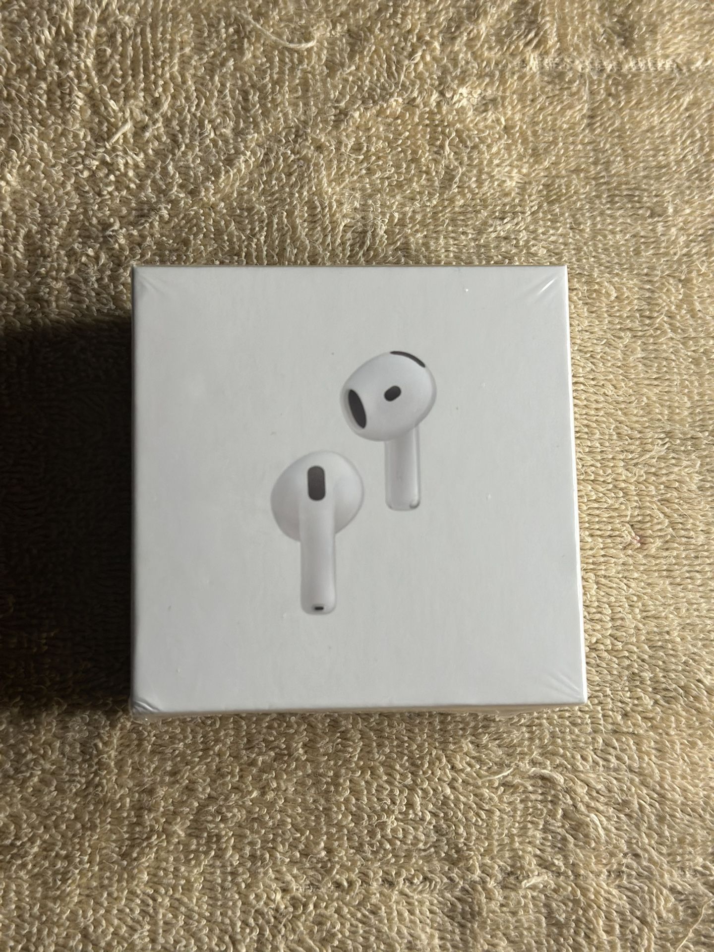 AirPods 4 + Active Noise Cancellation