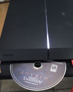 Clean PS4 500GB Bundle - CUH-1215A

(Most Reliable Model) + 2 Assassin's Creed

Games