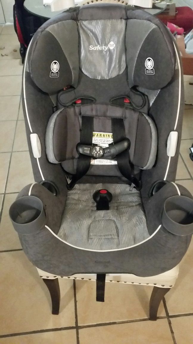 Safety 1st "Everfit 3 in 1" car seat