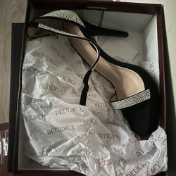 Black Rhinestone Heel Sz 9