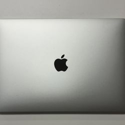 Apple MacBook Pro 2017 13 inch 2.3 GHz i7 16GB 256GB IRIS +  640