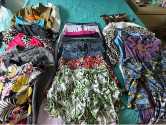 Bulk of women clothes 30 items for $30