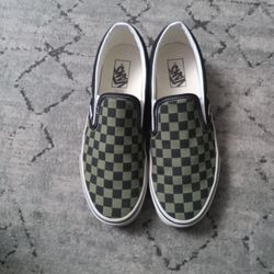 Classic Slip-On Checkerboard Shoe
