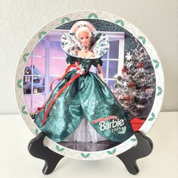 Happy Holidays Barbie 1995 Limited Edition Collectors' Plate #143154
