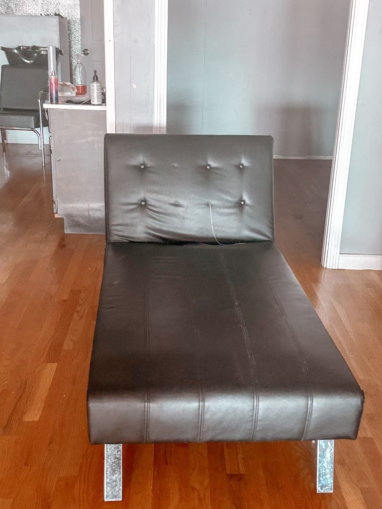 Couch / Ottoman