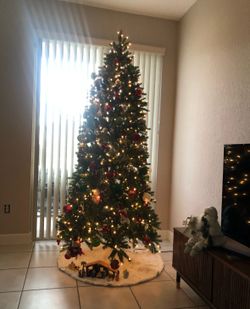 Christmas Tree 7’ Feet