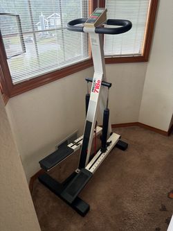 Precor Low Impact Climber