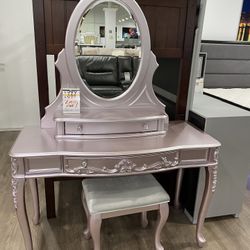 💎💎💎💎 VANITY WITH STOOL $399 💎💎💎💎💎😁