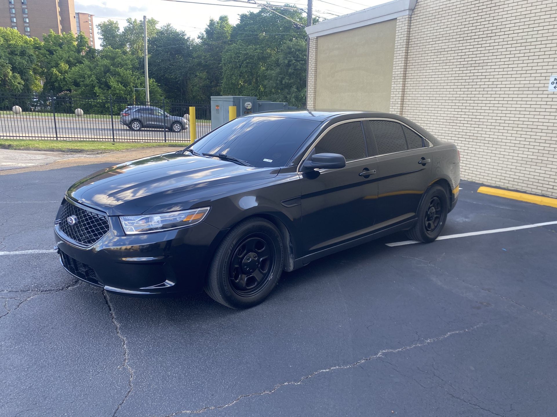 2016 Ford Taurus