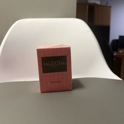 Valentino- Born In Roma