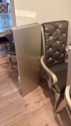 Moving sale…….. PLEASE READ CAPTION