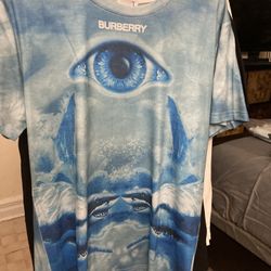 Burberry T-shirt M