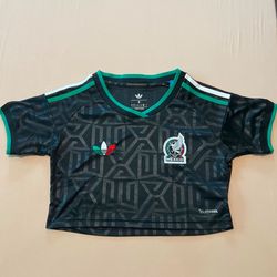 Addidas Black crop mexico jersey Girls Slim fit size up SERIOUS INQUIRIES ONLY DON'T WASTE MY TIME