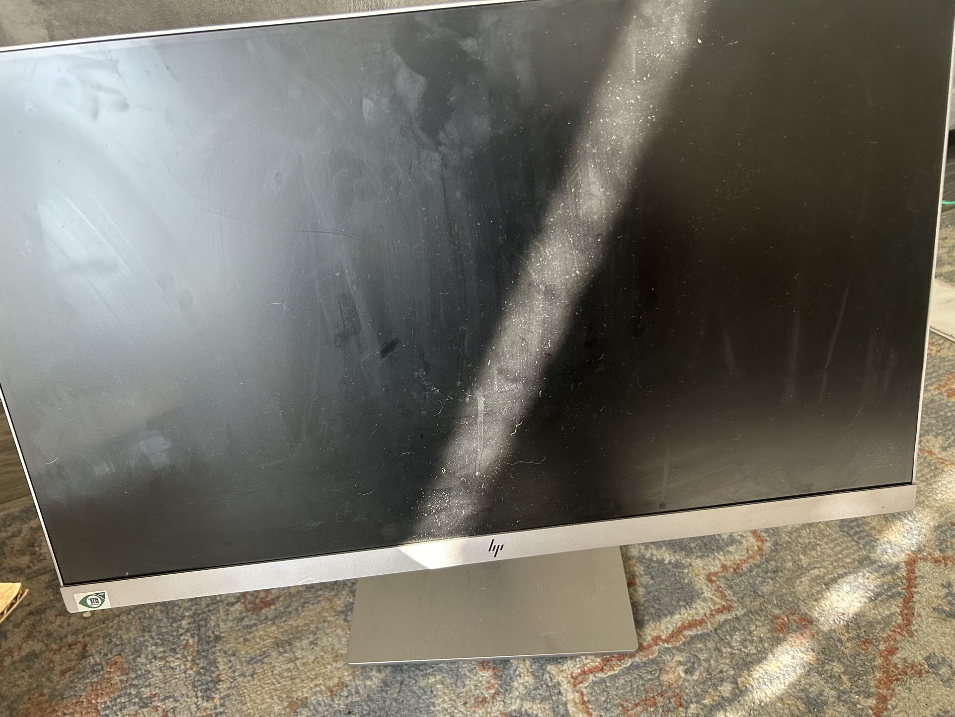 HP DESKTOP FOR SALE - Fairly New With Everything Including Monitor .
