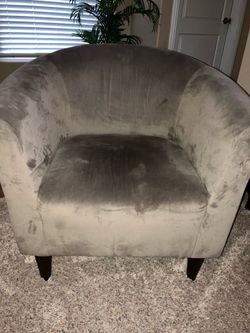 2 barrel chairs