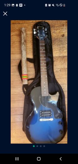 Maestro LP Electric Guitar BLUE With Rainstick