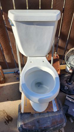 Toilet Light for Sale in Escondido, CA - OfferUp