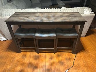 Rustic Bar Table with 3 Stools