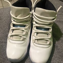 Jordan 11’s Retro Legend Blue 