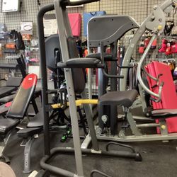 Golds Gym GT 2000 VKR With Chin And Dip Assist 