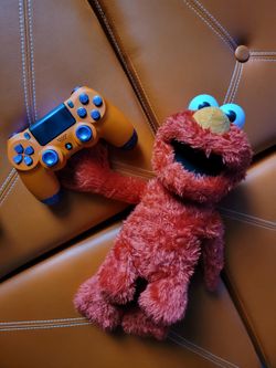 Tickle Me Elmo 2021
