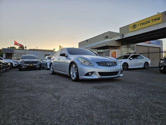 2013 INFINITI G37