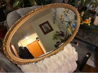 Oval mirror