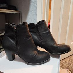 Black Booties- Size 9-Used