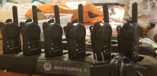 6 Motorola Radios with Charger