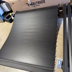 Retrax 60383 ONE MX Retractable Tonneau Cover for 17 to 26 Ford F‑250/350 6'10"