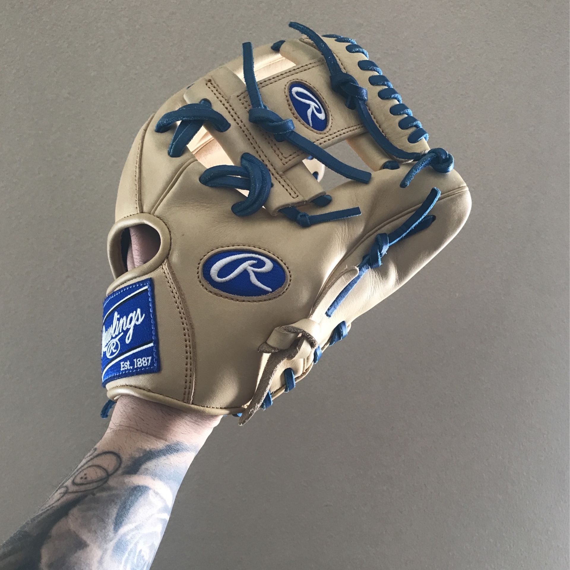 Baseball Gloves for Sale in Buena Park, CA OfferUp