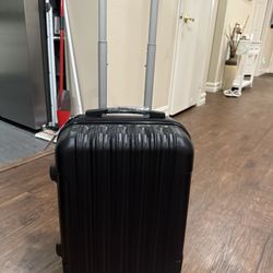 New 20” 360 Hardshell  Lightweight Carry On  Spinner Luggage With Tsa Approved Lock