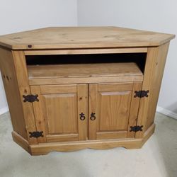 Corner TV Stand