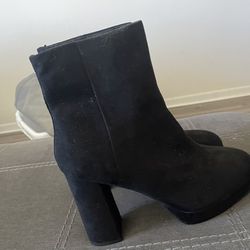 Black Heel Boots 8.5