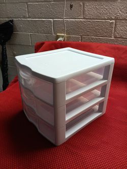 Small Plastic Drawer In Organizers In Storage Containers In Great Condition