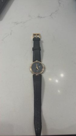 Vintage Gucci 4500 watch